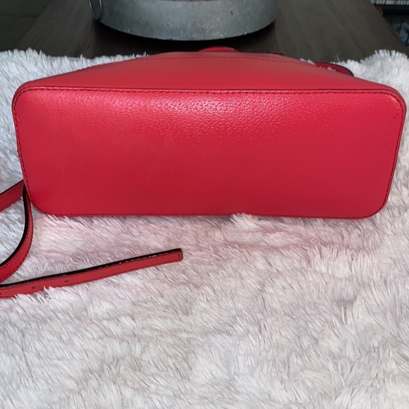 EUC Kate Spade New York Grand Street Rachelle Leather Satchel coral color - Picture 3 of 7